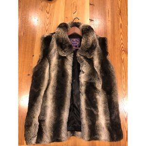 Vintage Boutique Faux Fur Vest